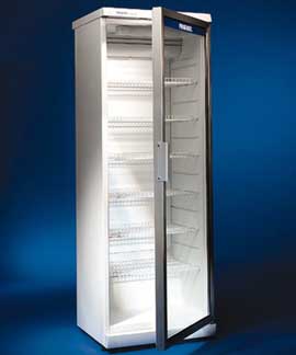 Armoires frigo avec portes vitrées (location)